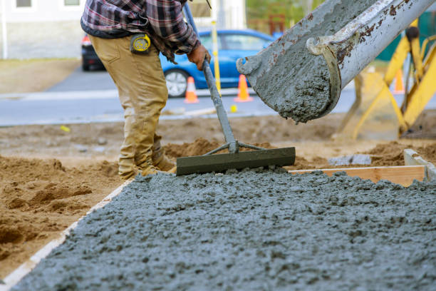 Best Concrete Pool Decks in Beaumont, CA